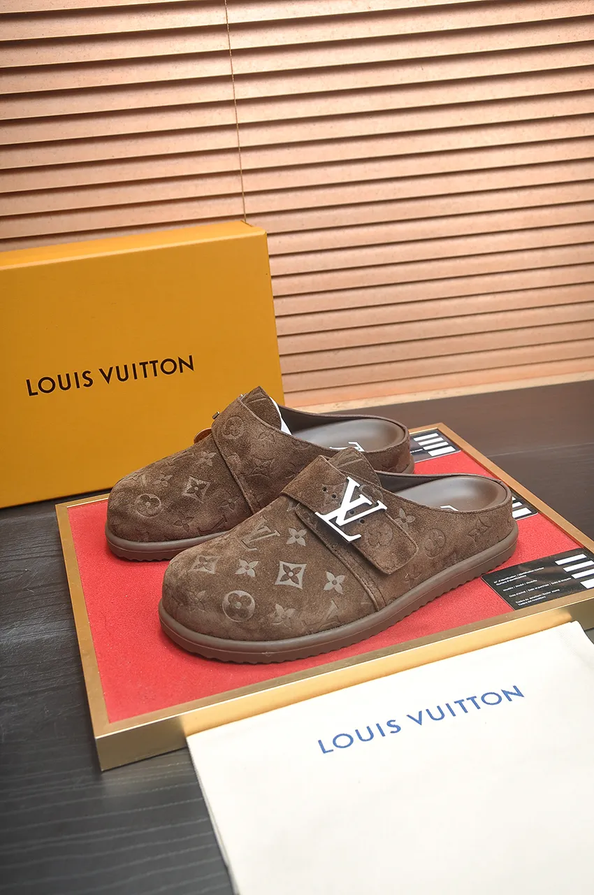 Men's men's shoes 💰520💶[LOUIS VUITTON] (cowhide lining) new style 🍀LV Louis Vuitton * - top version of LV classic semi-slip trendy shoes! Made of imported original cow suede cowhide, with a first layer of comfortable cowhide lining inside! Original wear-resistant rubber outsole! High quality products! Code number 38-45 (45 customized)